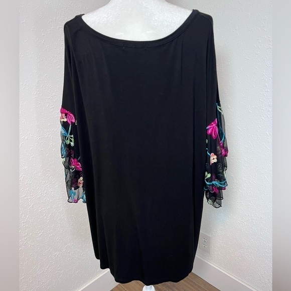 Boho Embroidered Flutter Sleeve Kim & Cami Blouse - Picture 3 of 6